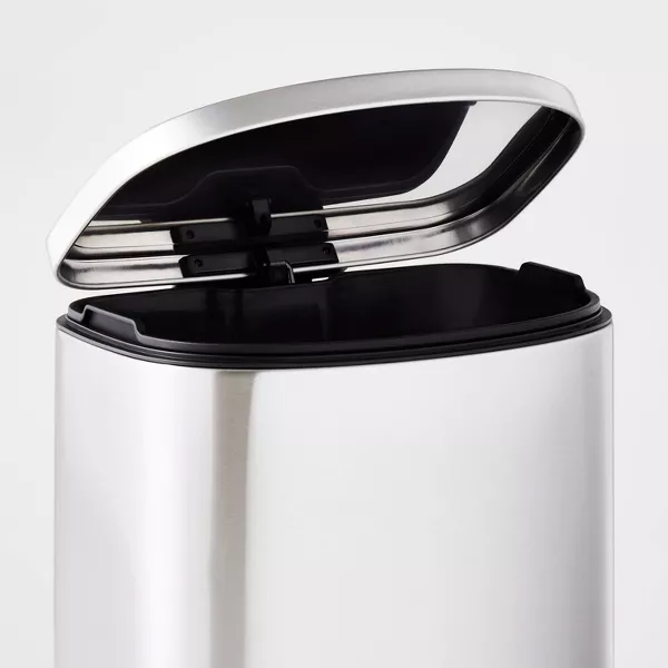 45L D Shape Step Trash Can