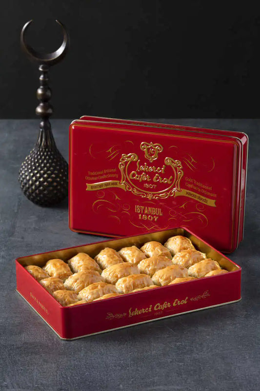 Şekerci Cafer Erol Buttery Pistachio Baklava in Red Tin Box, 1 kg